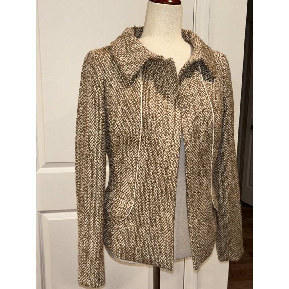 Brooks Brothers Boucle Tweed Jacket Beige Cream Italian Fabric Women's Size 2 - Picture 4 of 9